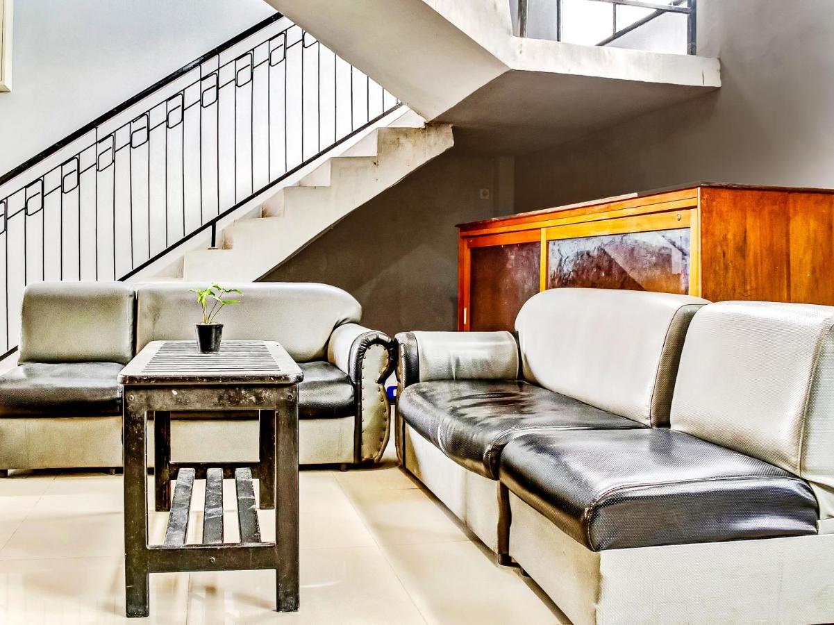 Super Oyo 3903 Sweethome Syariah Guesthouse Martapura  المظهر الخارجي الصورة