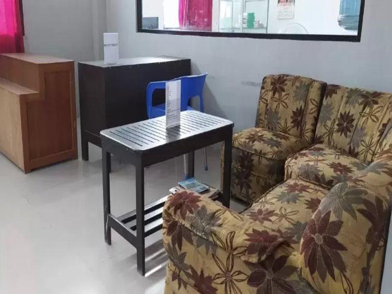 Super Oyo 3903 Sweethome Syariah Guesthouse Martapura  المظهر الخارجي الصورة