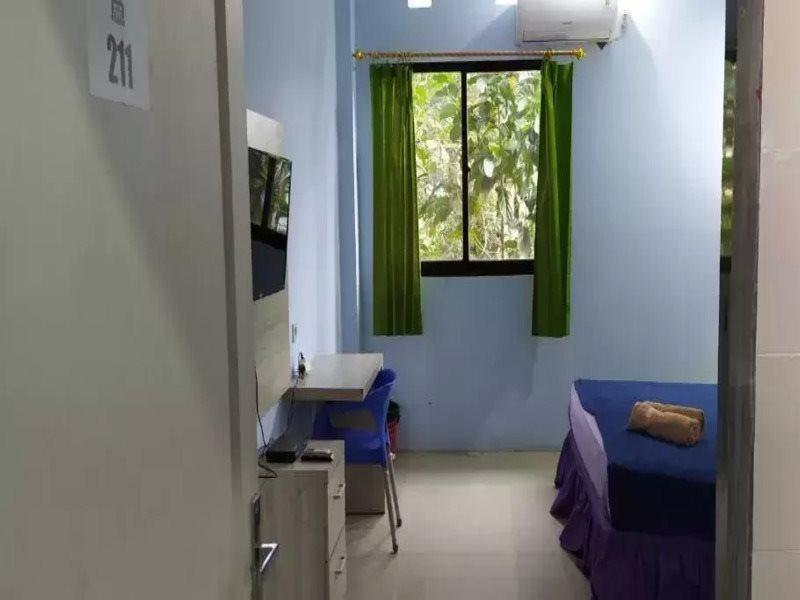 Super Oyo 3903 Sweethome Syariah Guesthouse Martapura  المظهر الخارجي الصورة